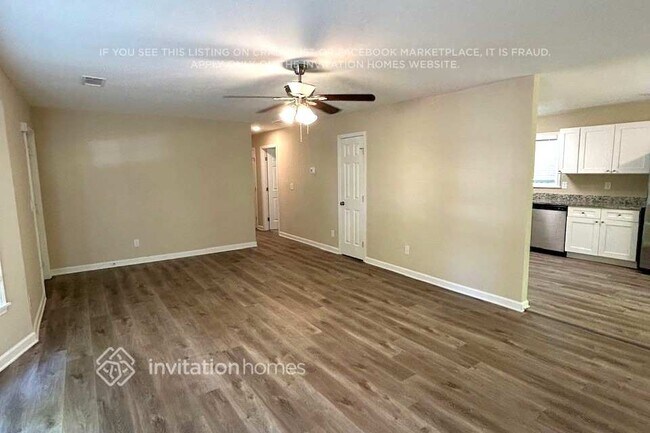 Photo - 5060 Hubert Dr