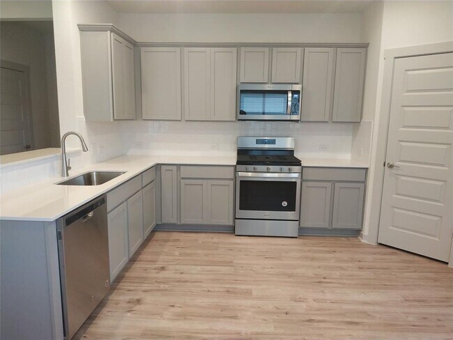 Photo - 10705 Meris Ln