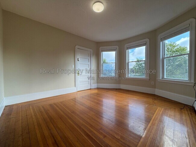 74 Burrill Ave Unit 3