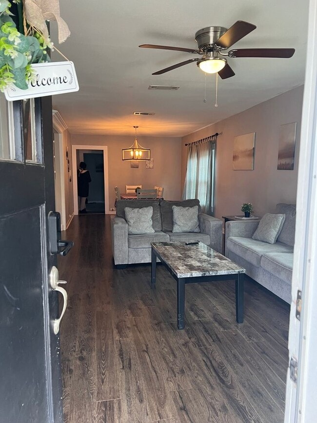 Photo - 1024 Cleckler Ave