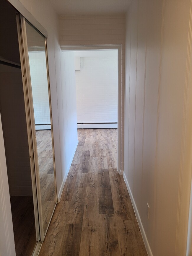 Photo - 1910 Main St Unité 7