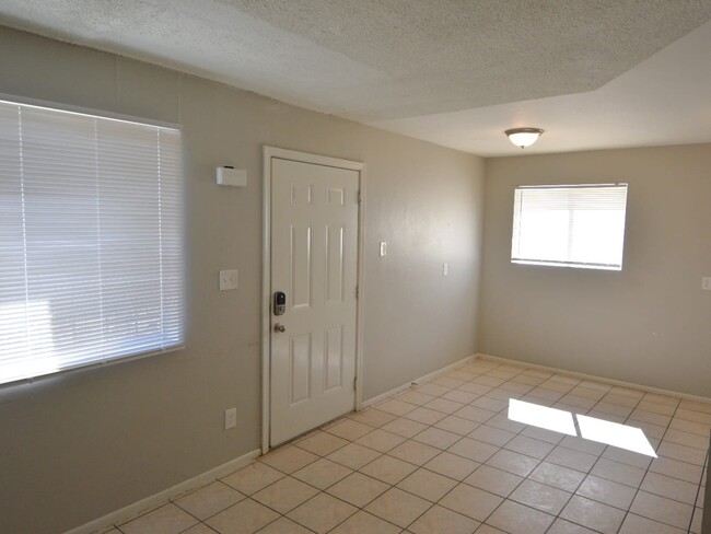 1925 W Village Dr House Unit 4 - House Rental in Phoenix, AZ | ForRent.com