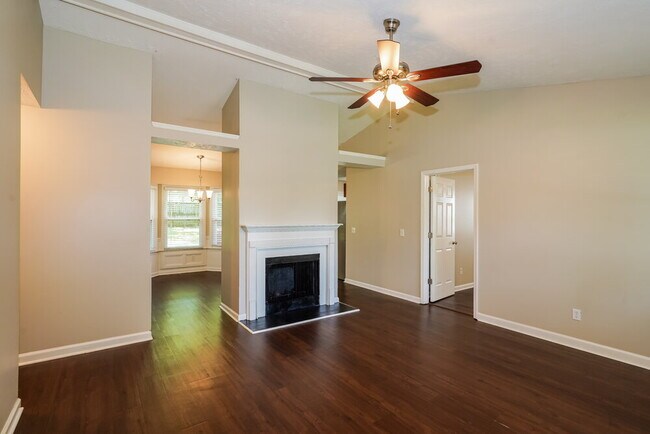 Photo - 408 Dellwood Dr
