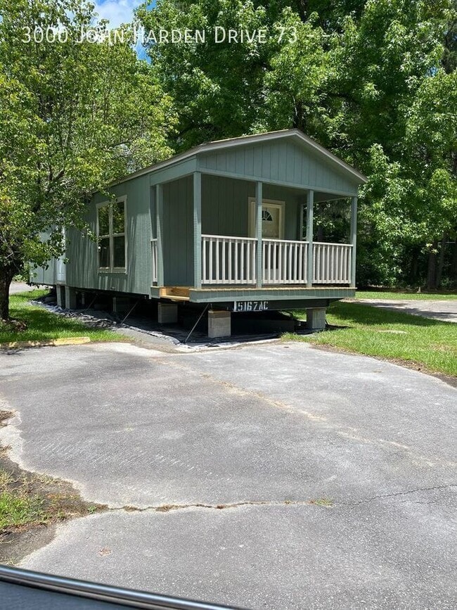 Building Photo - 3000 John Harden Dr