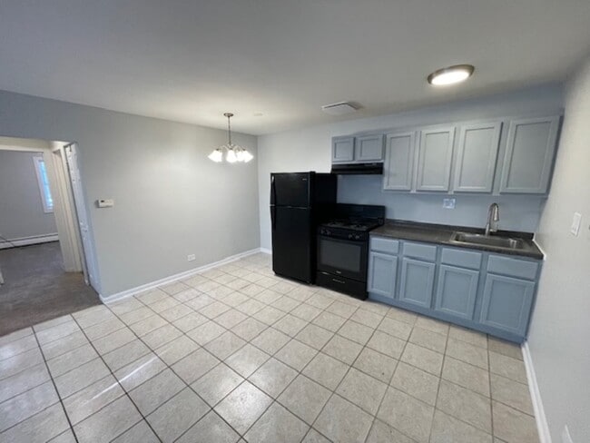 Building Photo - 7 N Dryden Pl