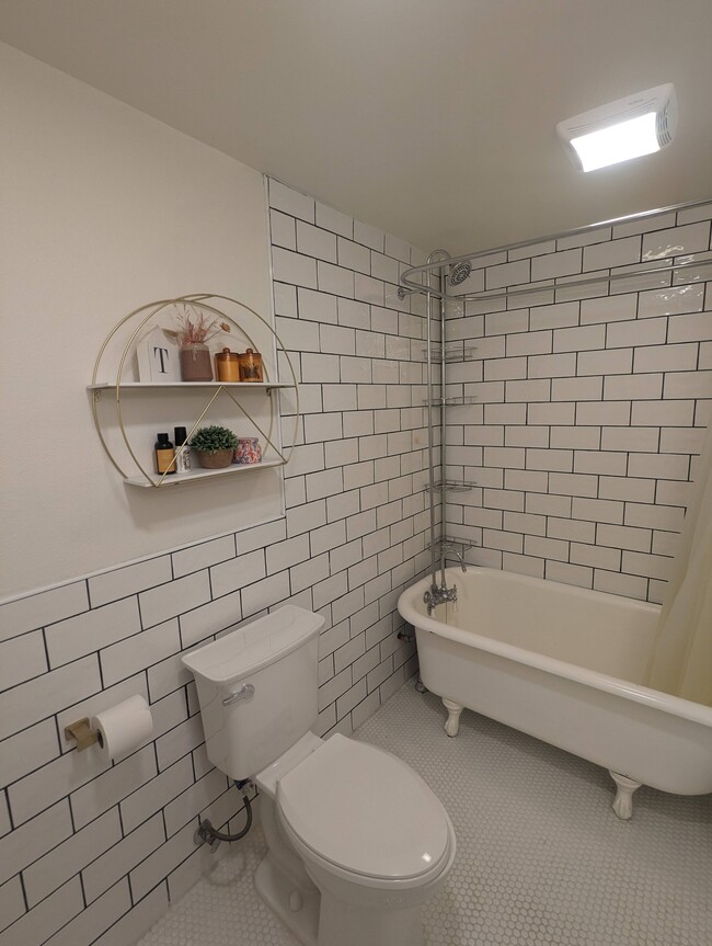 Photo - 732 Cedar Ave Unidad 1.5 Downstairs