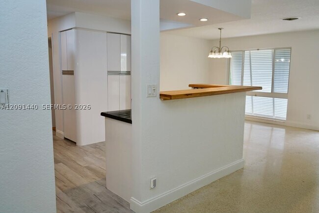 3404 Barton Rd
