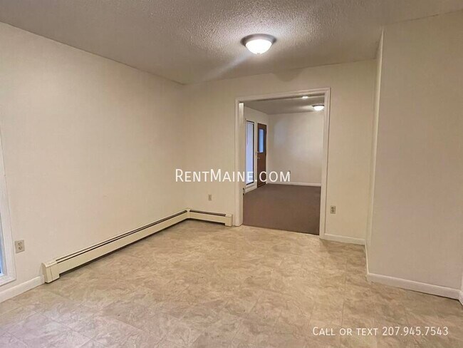 Photo - 202 Main Rd Unit B