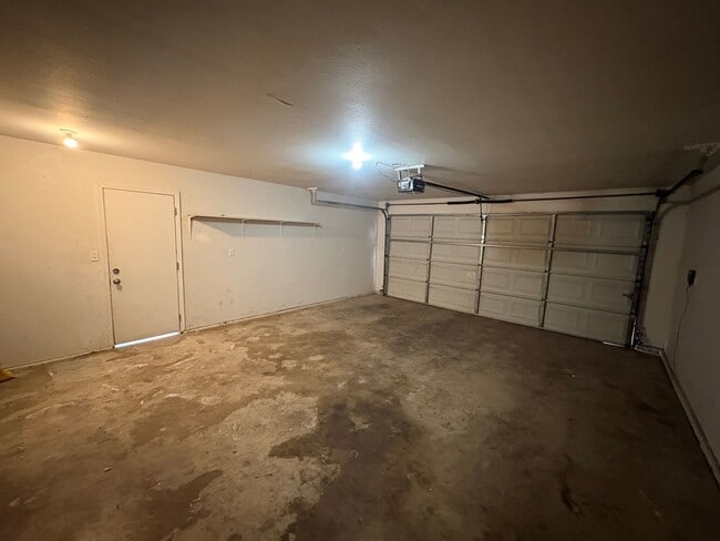 Photo - 2 story house in NW Visalia Available Now