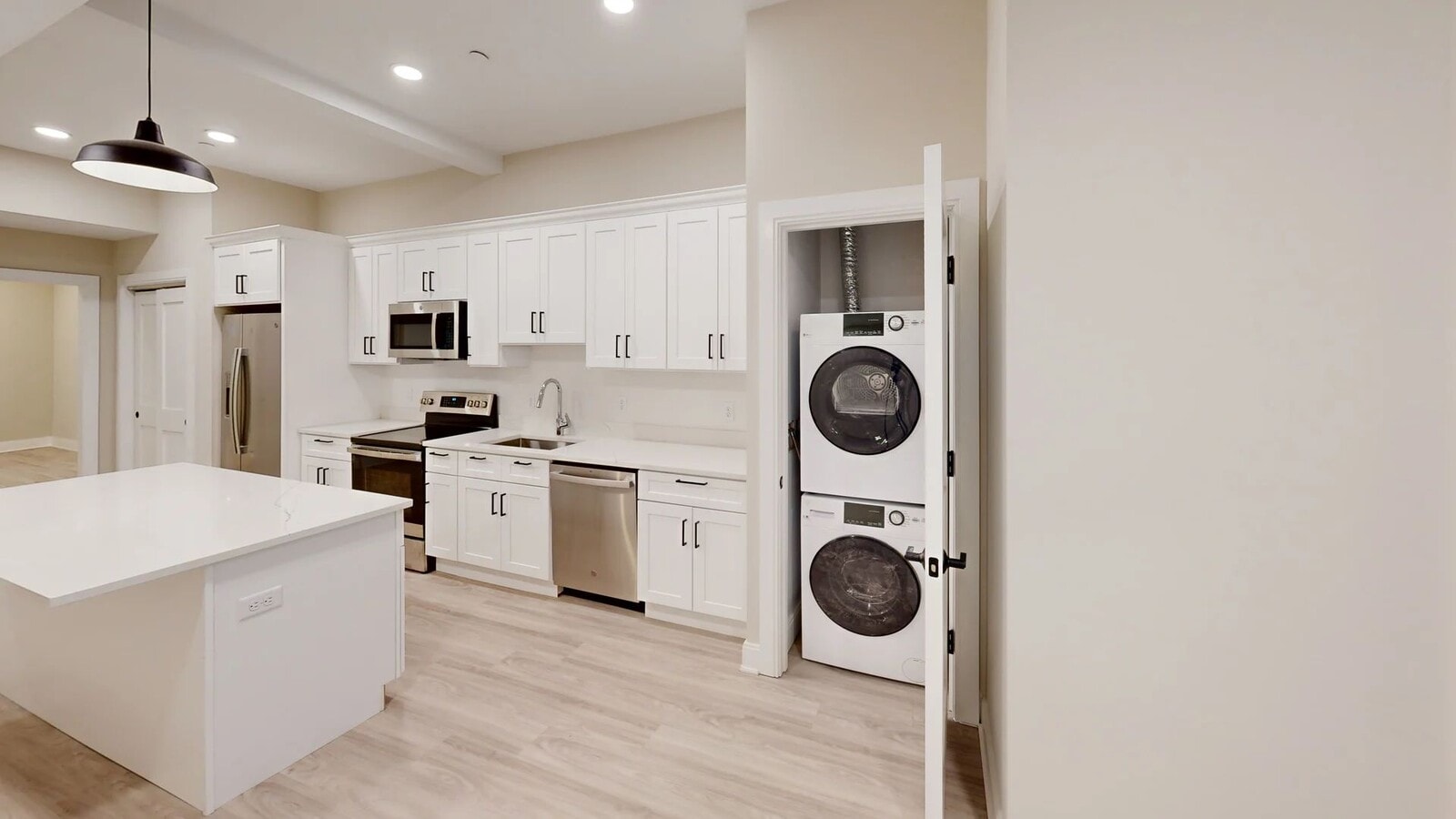 Photo - 222 Tremont St Unit 1