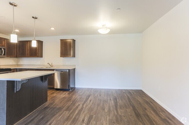 Photo - Waterside Apartments