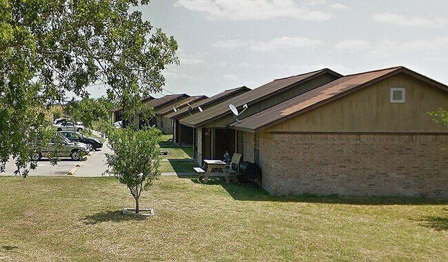 Photo - 1200 Goliad St