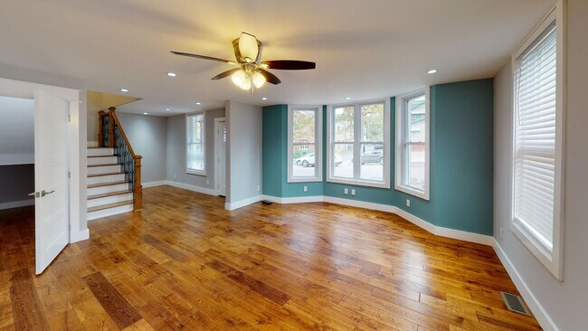 1702 Highland Ave