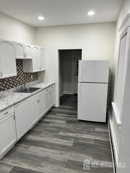 Photo - 28 Victoria Ave Unit A