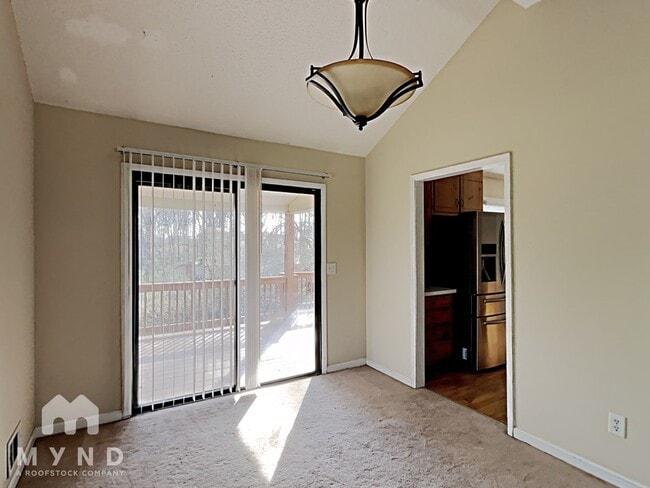 Photo - 3255 Sharon Ln