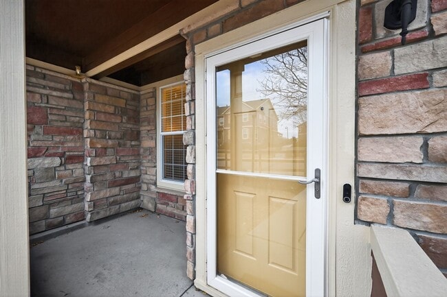 Photo - 12743 Leyden St