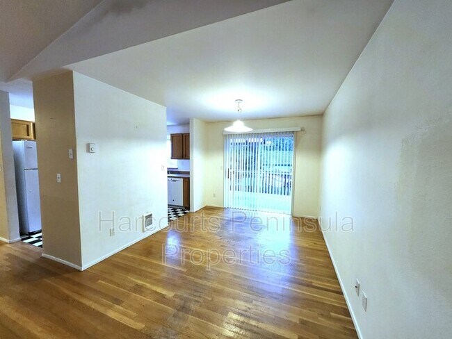 Photo - 24550 S Kingston Rd NE