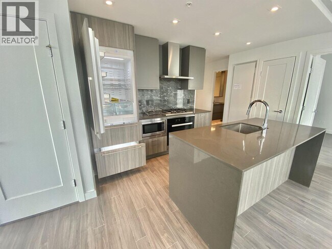 Photo - 2288 Alpha Ave Unité 1101