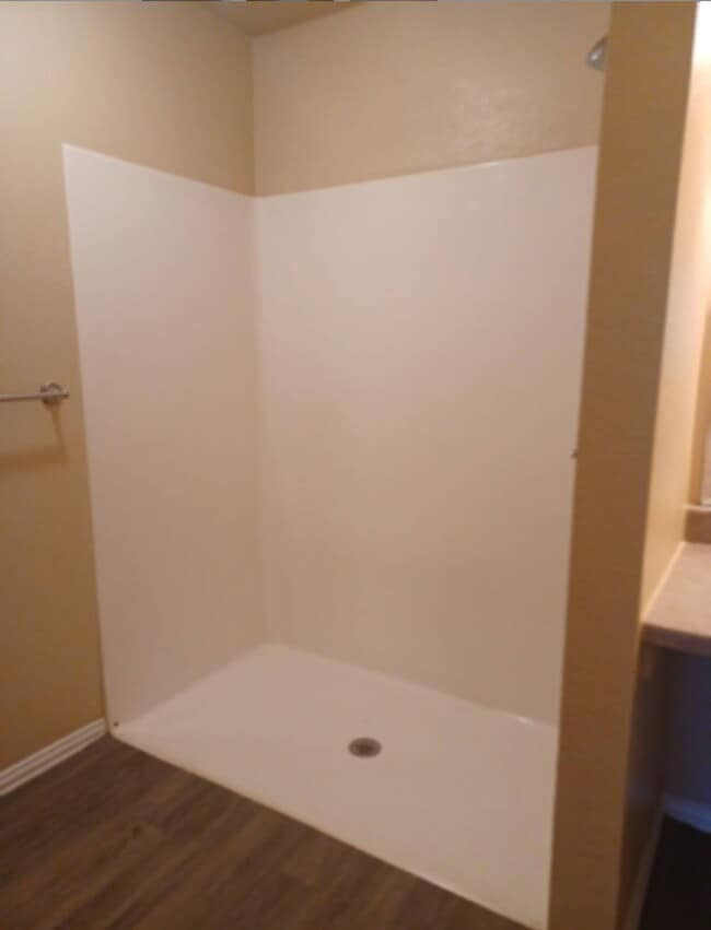 Photo - 615 7th Ave SE Unit 620 E St SE