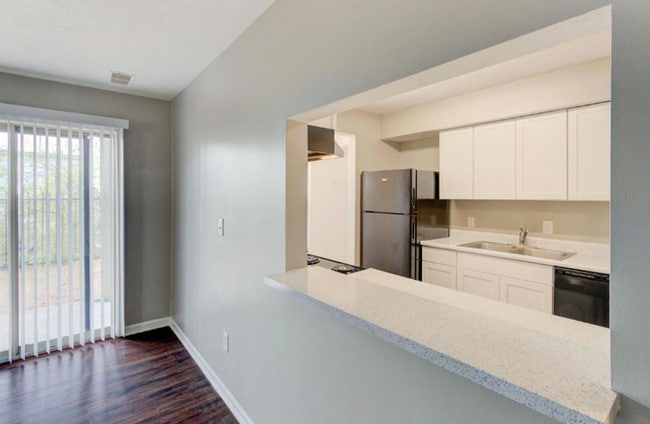 Photo - The Reserve at Franklin Glenn I LP