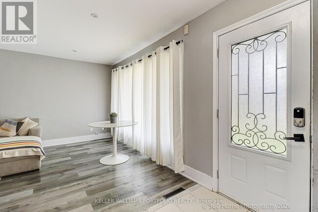 Photo - 962 Willowdale Ave