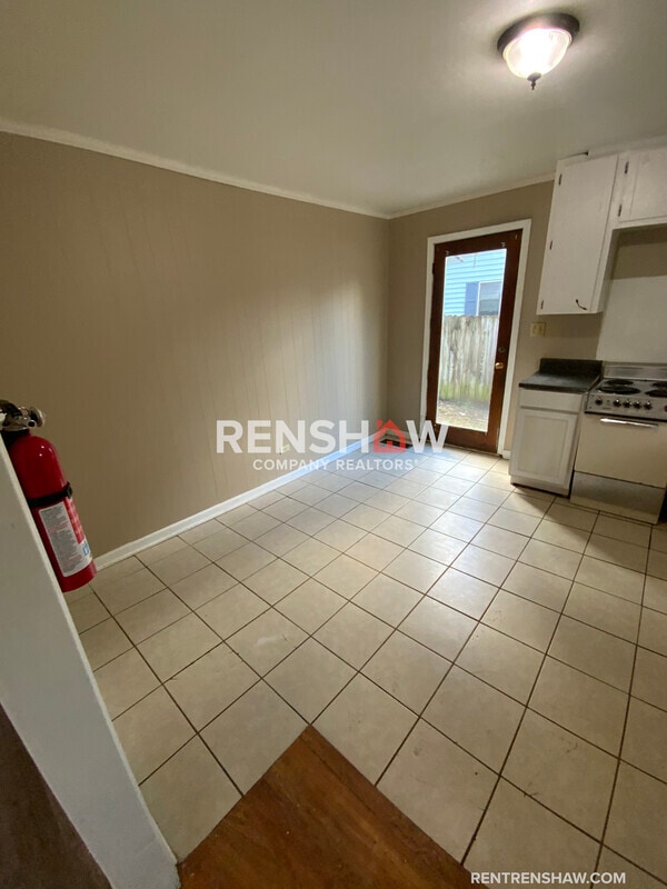 Photo - 1528 Ewell Ave