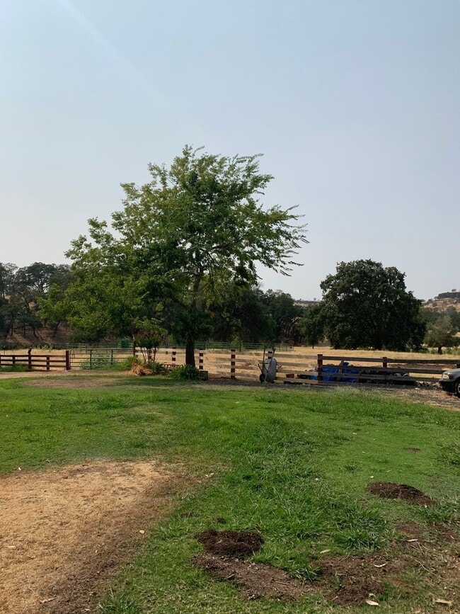 Photo - Butte Valley 3 bed 2 bath home, Privacy, n...