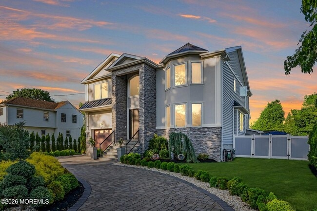 Building Photo - 243 Overbrook Ave