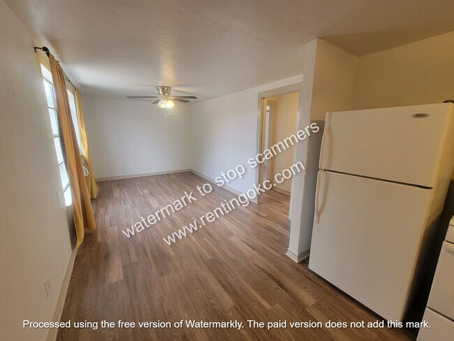 Photo - ALL BILLS PAID! Unit 1119.5 N Youngs