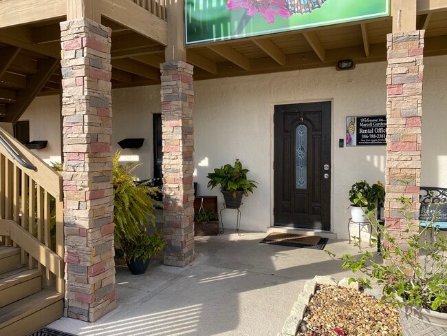 Bienvenido a la oficina - Marcell Gardens