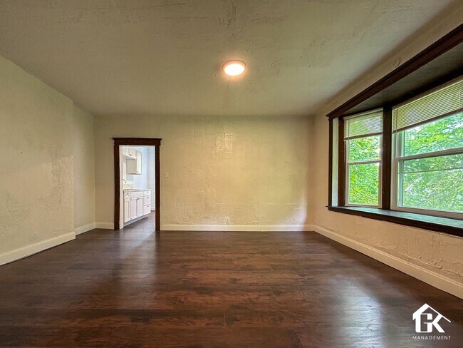 Photo - Cadillac House Unit 2