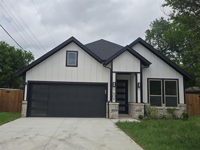 Building Photo - 1609 Sharon St