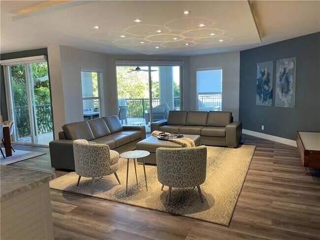 Photo - 1050 Seminole Dr Unit 2A