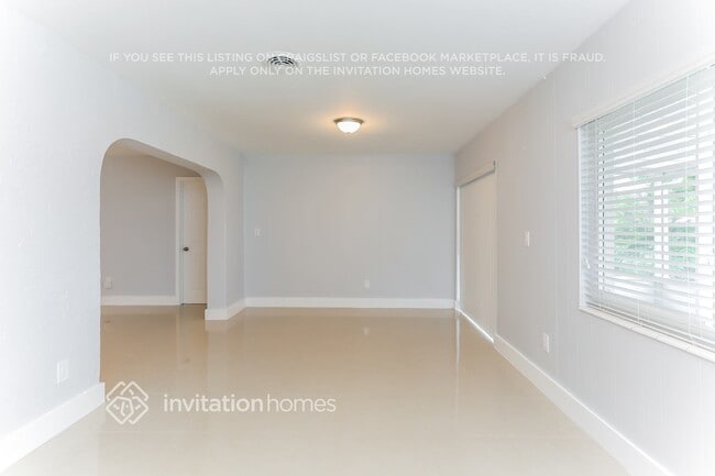 Photo - 8501 NW 184th St