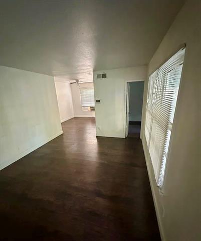 Photo - 4855 Elena St