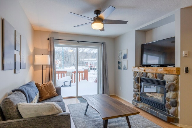 Photo - 98 Riverside Way Unité SI ID1473855P