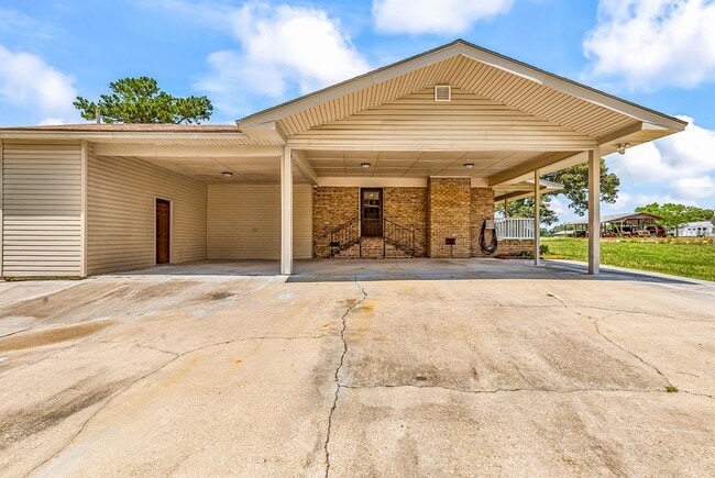 Photo - Charming Completely Remodeled Home in Aynor