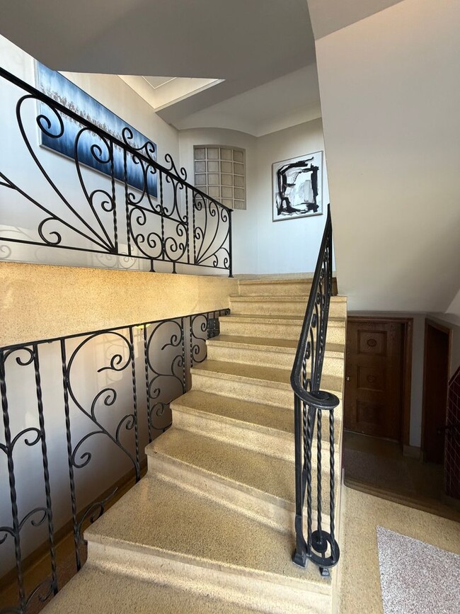 Photo - 89 Willmore Rd Unit 89 Willmore Rd, 2N