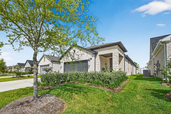 Photo - 8047 Prospect Dr
