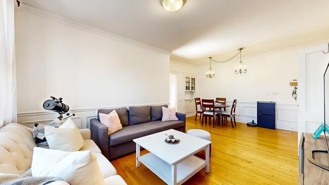 Photo - 129 Chiswick Rd Unit 16