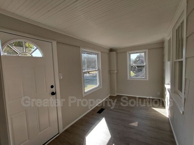 Photo - 6624 Jefferson Ave
