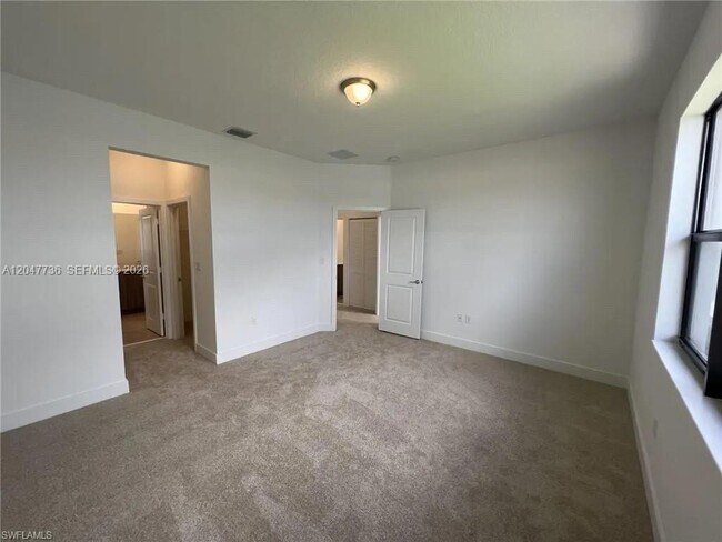 Photo - 5645 Cerva Ln
