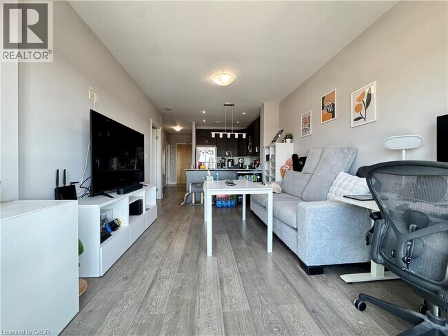 Photo - 1 Victoria St S Unité 1007