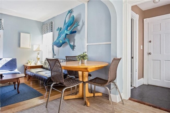 Photo - 35 Brewer St