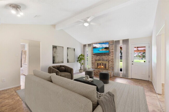 Photo - 10314 Paintbrush Ln