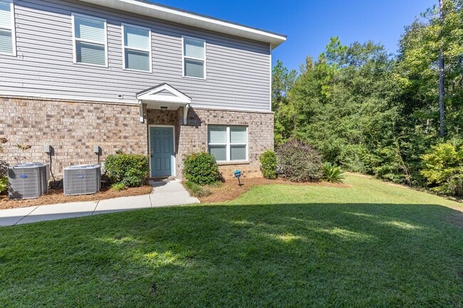 Photo - Ground-Floor Condo with Garage in Quail Ho...