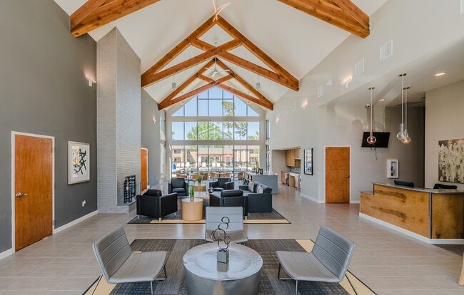 Photo - Lakecrest Village