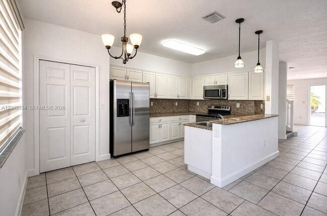 Photo - 10911 NW 79th St