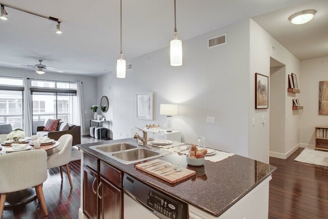 Photo - Chic 1-Bed Retreat | 1 Month Free! Unidad IUPO