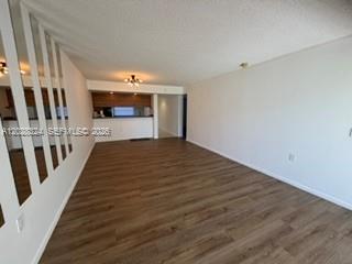 Photo - 1502 Whitehall Dr Unit 105